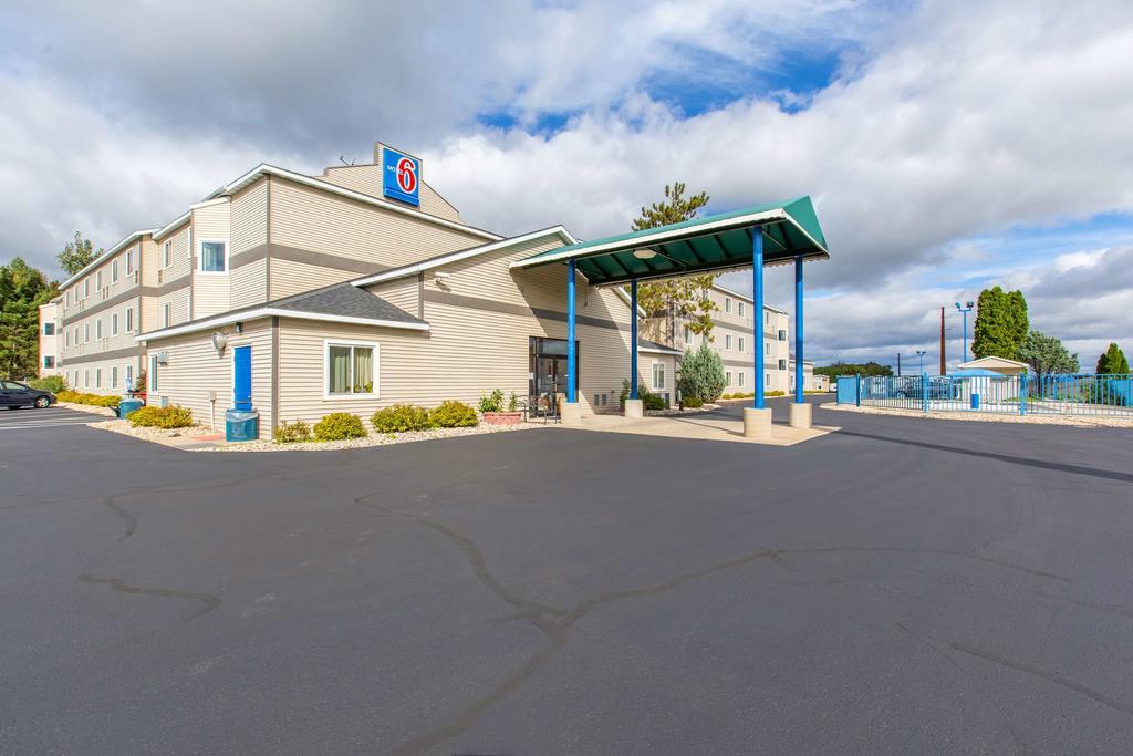 Motel 6-Baraboo, Wi - Lake Delton-Wisconsin Dells Kültér fotó
